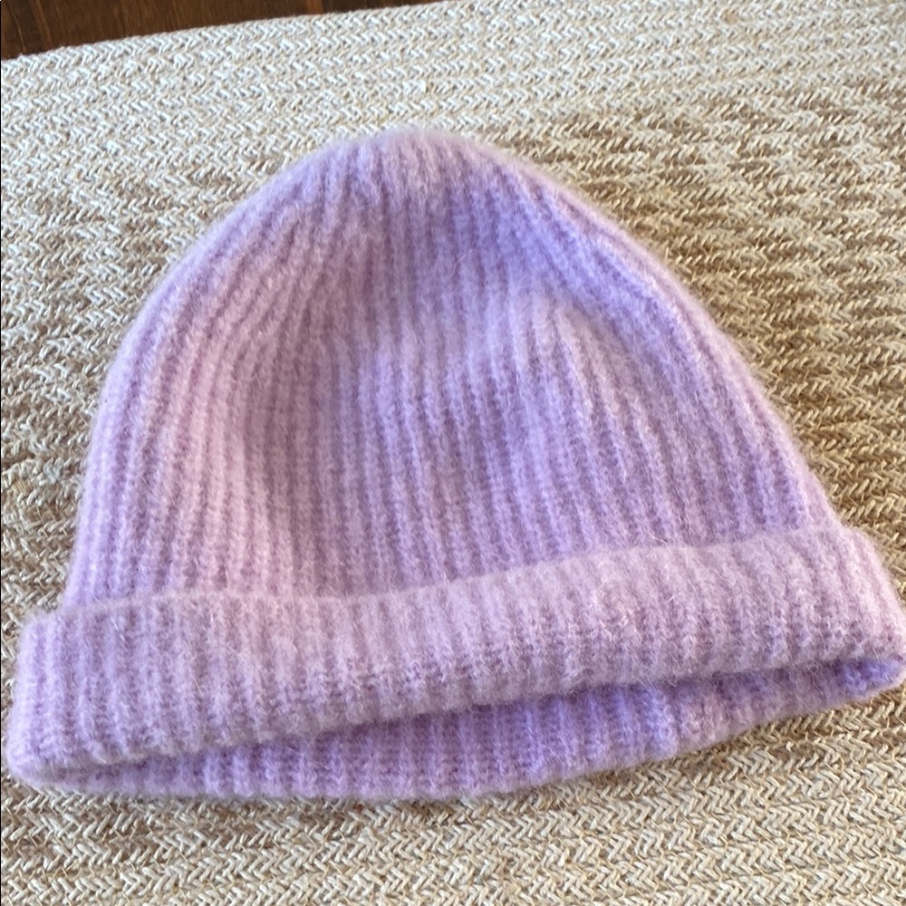 SEZANE Paul Beanie Hat NWOT pretty violet colour